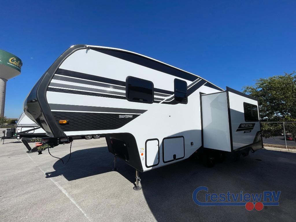 2026 Grand Design Recreational Reflection Narrow Body photo 3