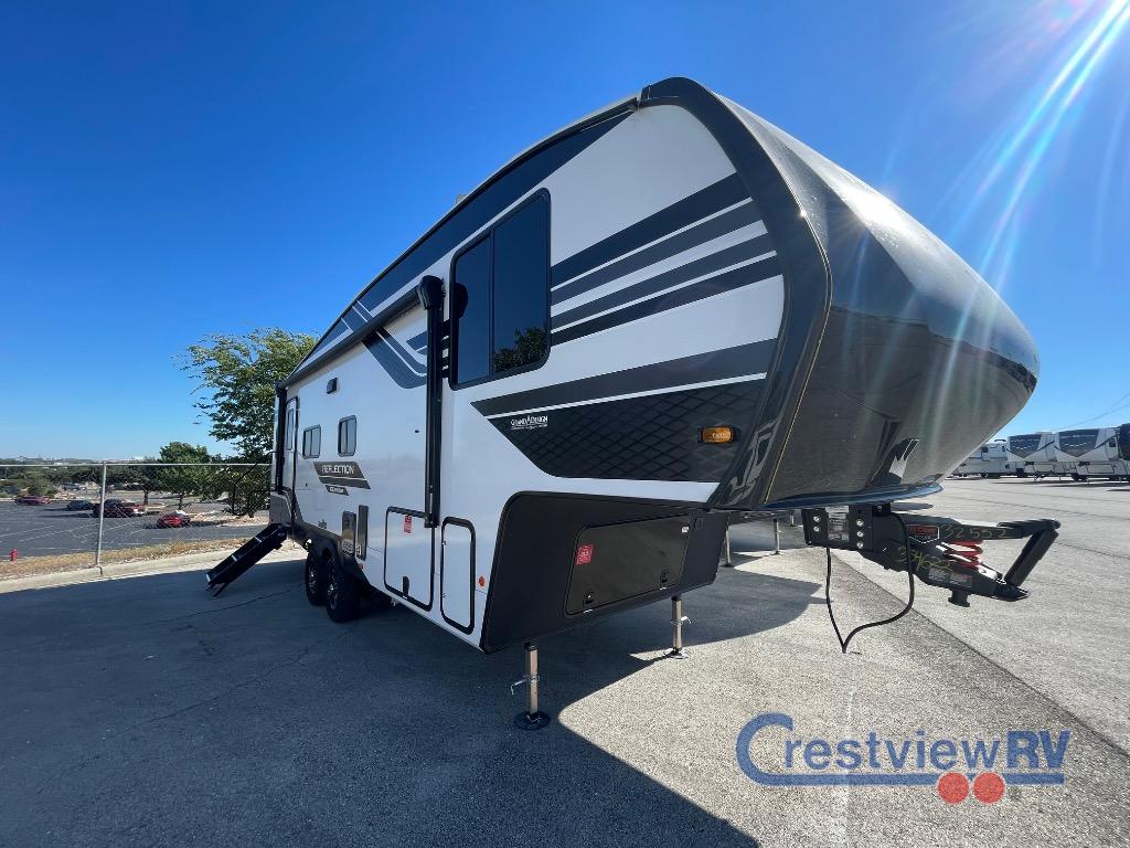 2026 Grand Design Recreational Reflection Narrow Body photo 2