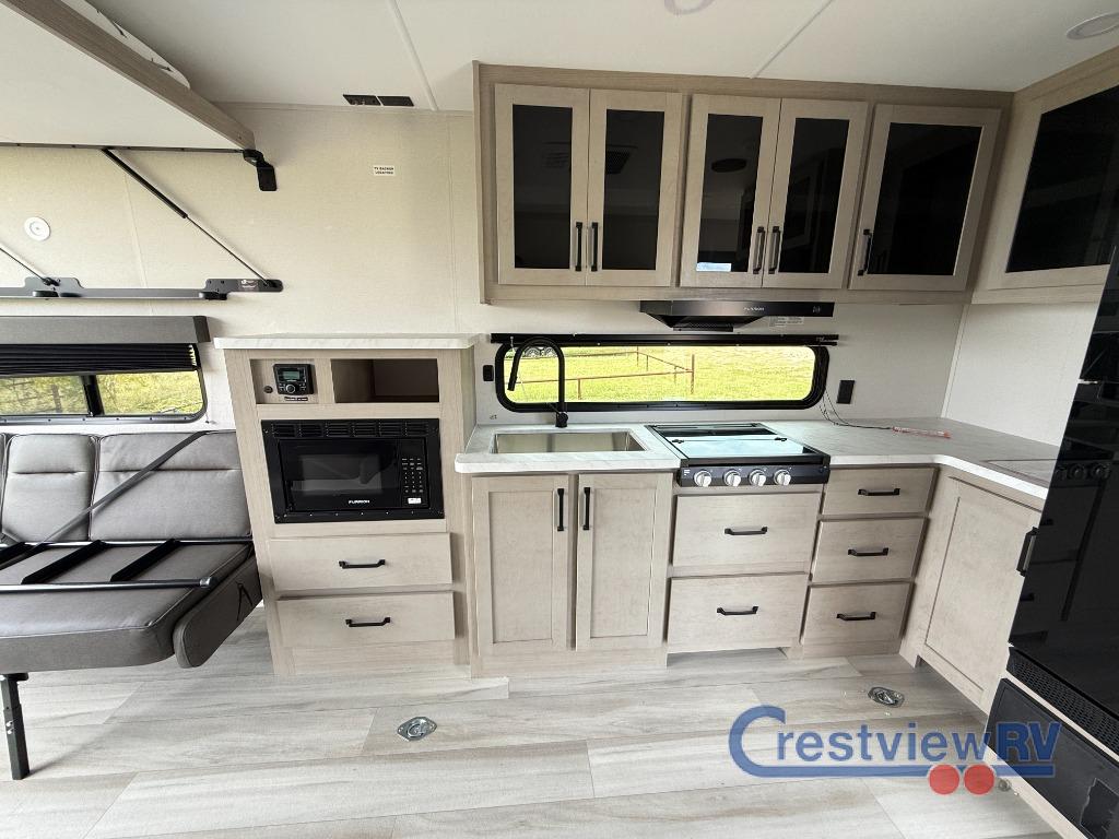 2026 Grand Design Recreational Momentum Wide Body photo 2