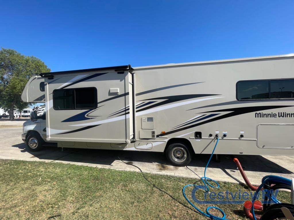 2025 Ford E-450 photo 4