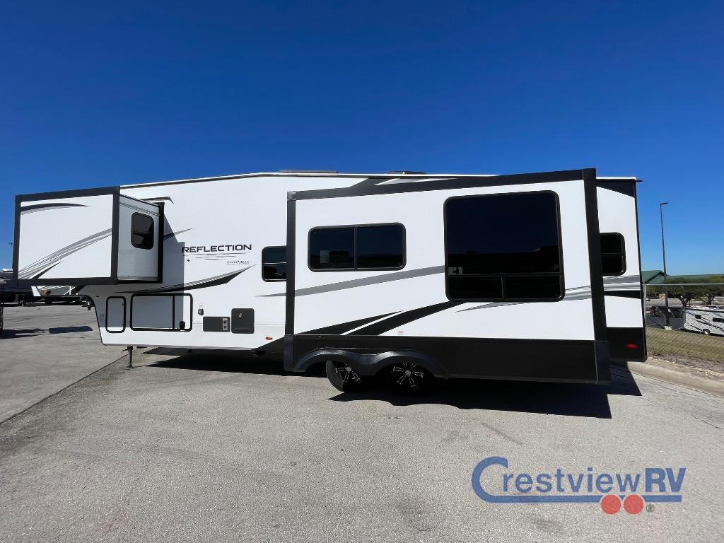 2023 Grand Design Recreational Reflection Narrow Body photo 4