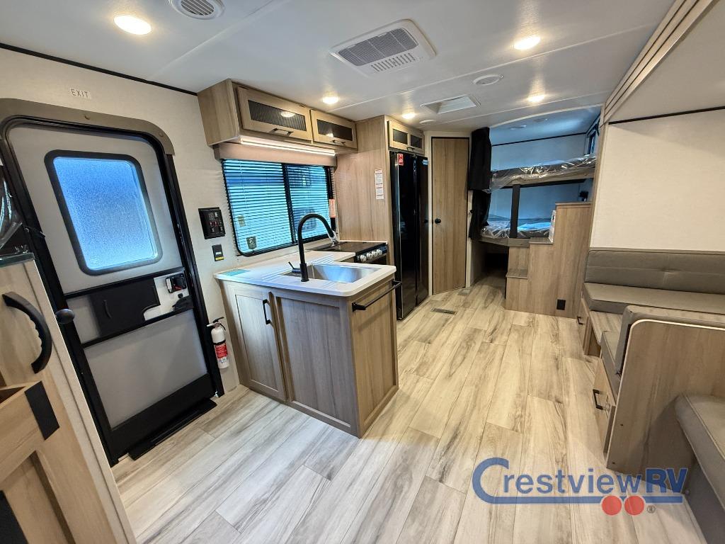 2026 Coleman Coleman photo 2