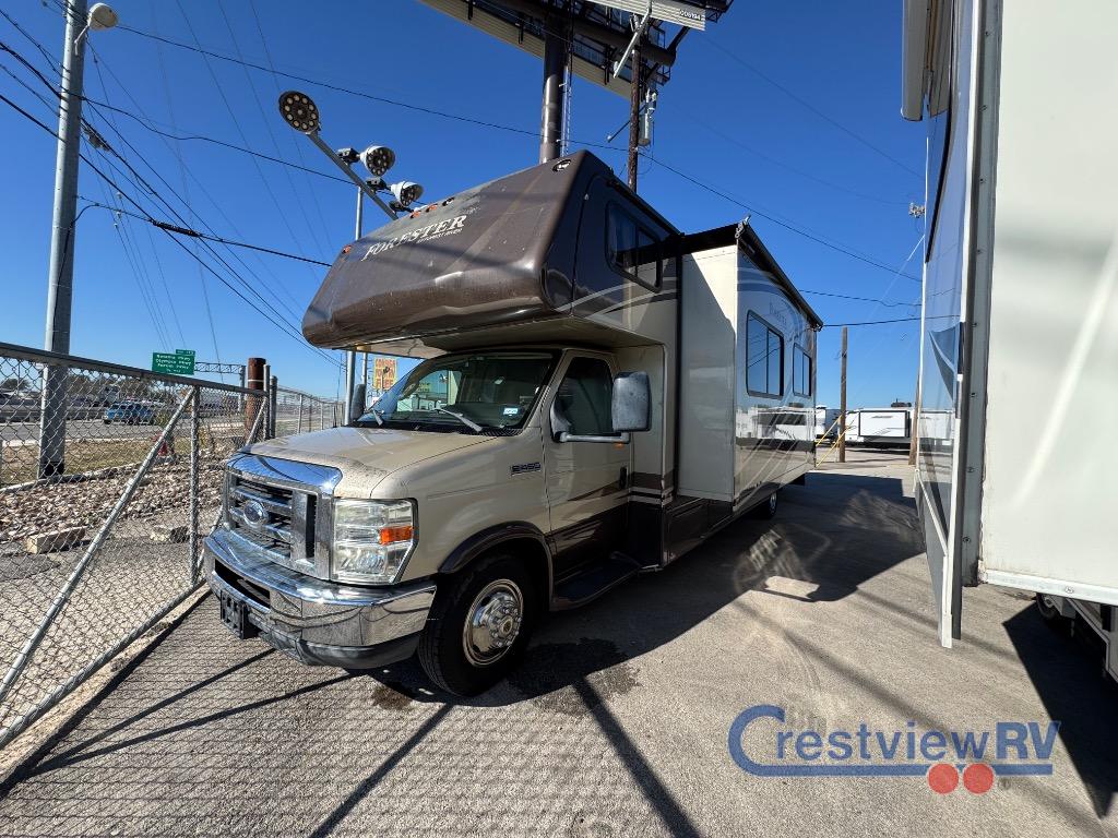 2012 Ford E-450 photo 2