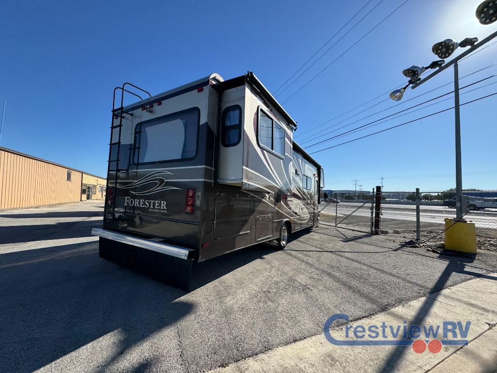 2012 Ford E-450 photo 4