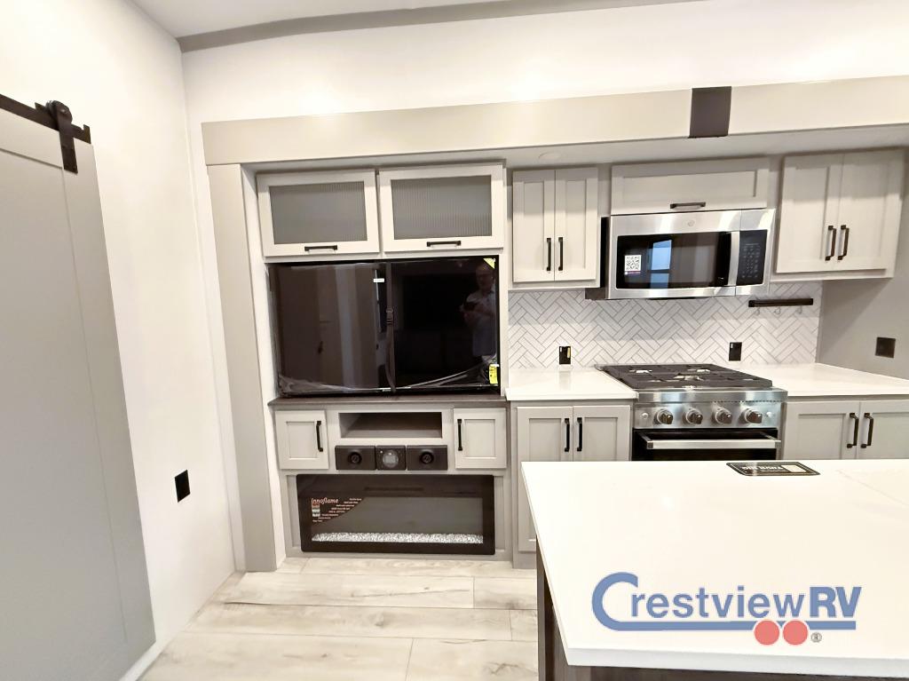 2026 Montana Montana photo 4