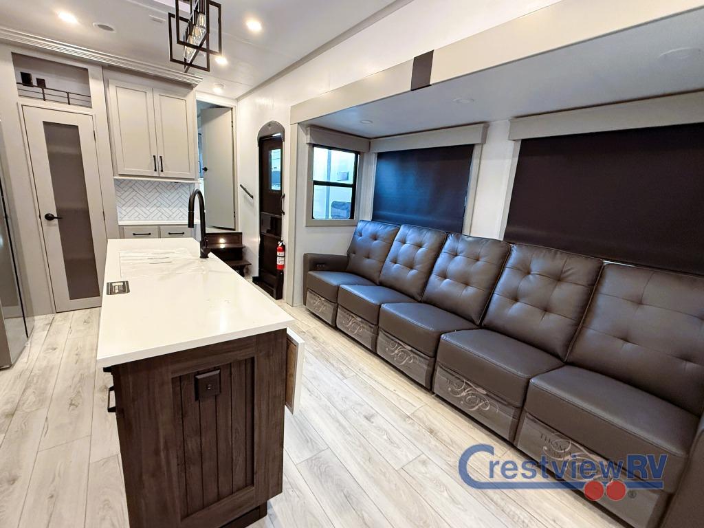 2026 Montana Montana photo 3