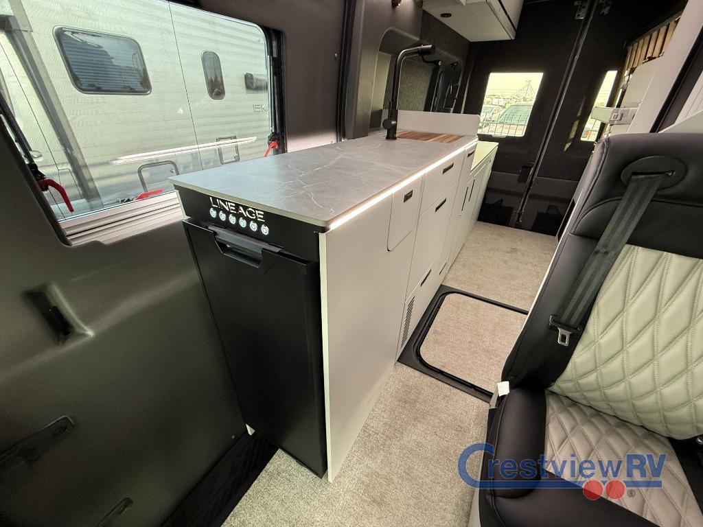 2025 Ford Transit photo 3