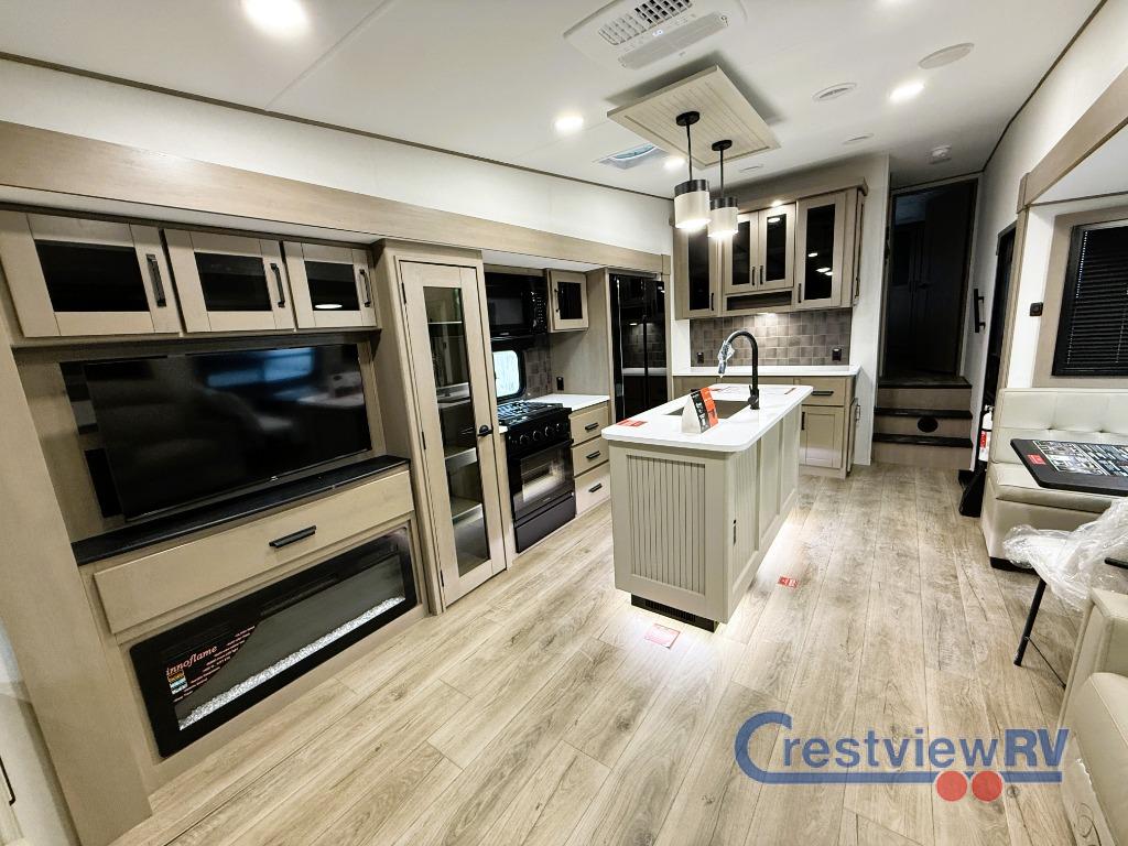 2026 Grand Design Recreational Reflection Narrow Body photo 2