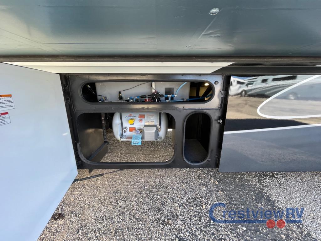 2024 Freightliner XC-S Straight Rail Rear Engine Motor Home Chassis photo 3