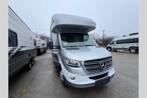 New 2024 Winnebago View 24D Photo