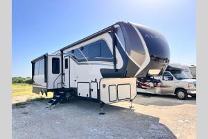 New 2024 Keystone RV Alpine 3011CK Photo