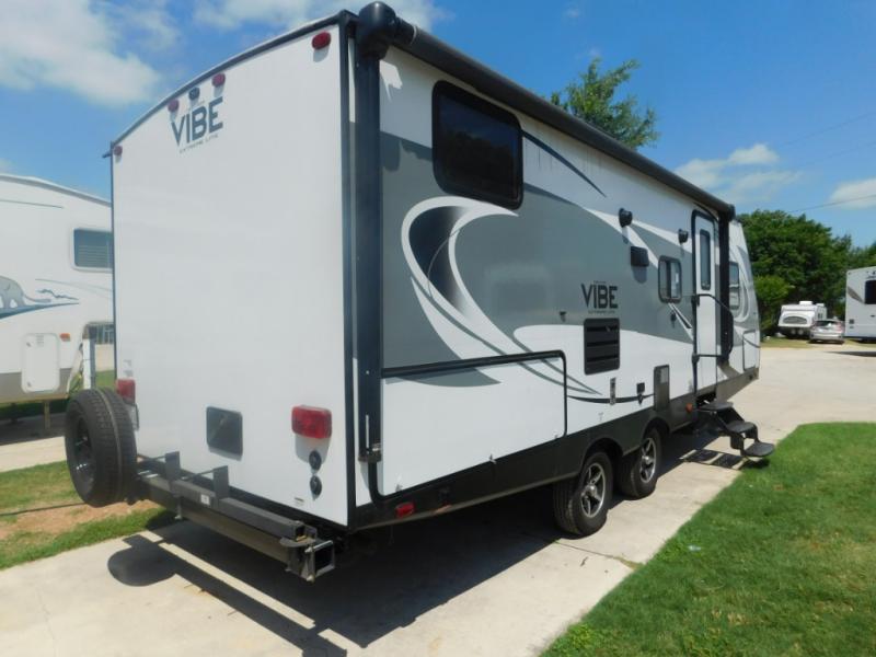 2017 Vibe by Forest River Extreme Lite Series M-243BHS Specs and Standard  Equipment