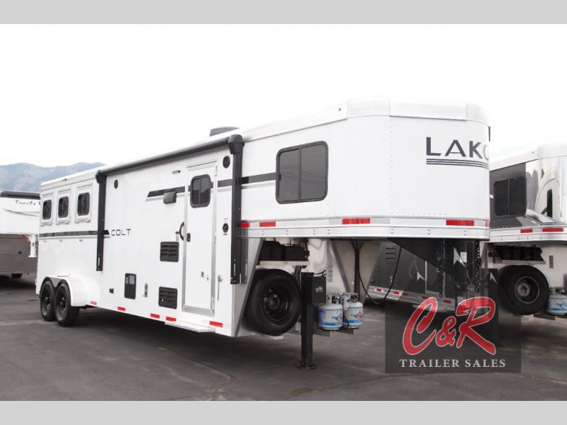 2025 Lakota colt 3 horse trailer w/ living quarters