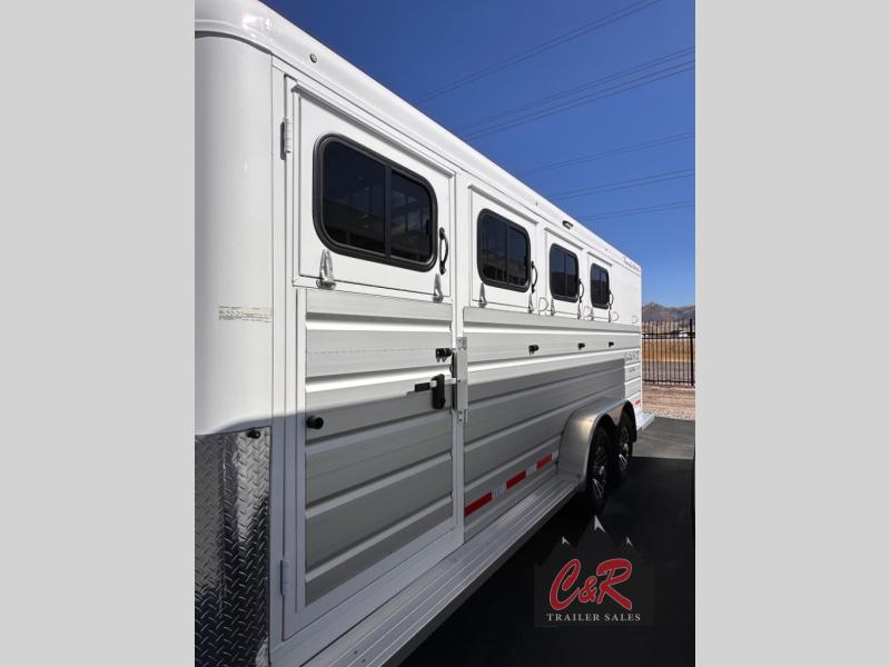 2024 Trails West santa fe lone star 4 horse trailer