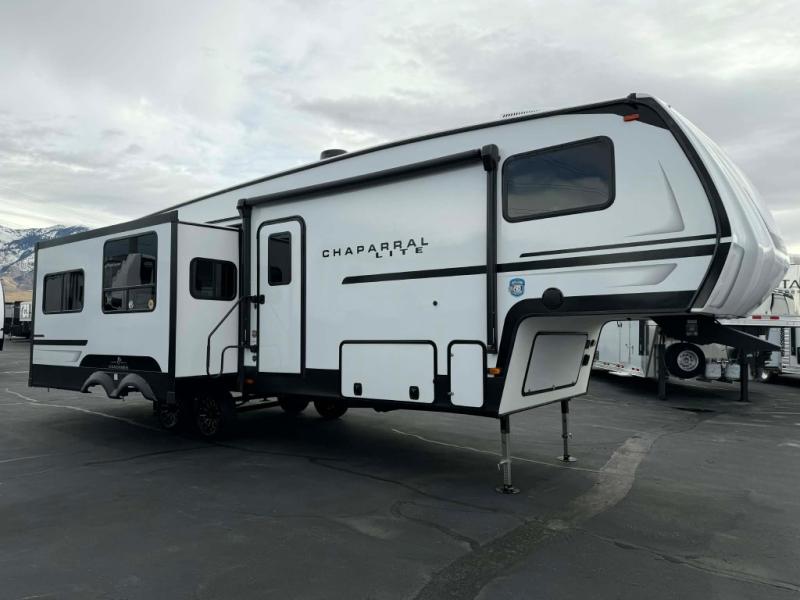New 2026 Coachmen Chaparral Lite 30RLS