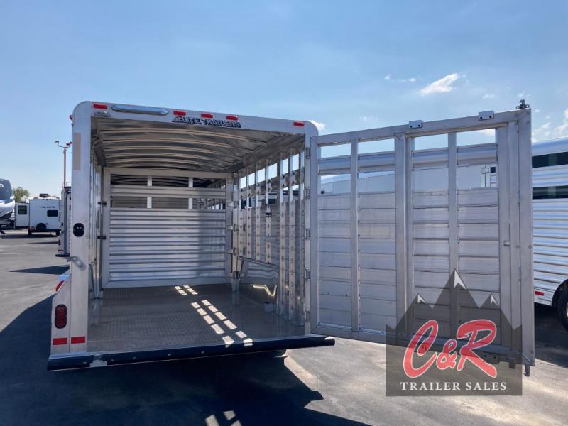 2023 Elite open stock 20' gooseneck horse trailer
