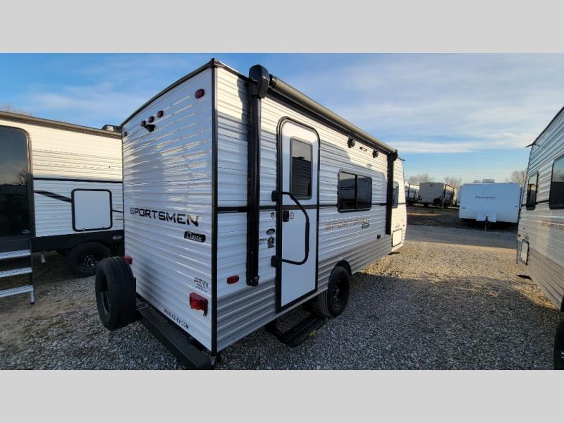 New 2024 KZ Sportsmen Classic 160QB Travel Trailer at Countryside RV