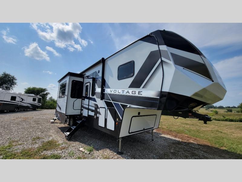 New 2024 Dutchmen RV Triton 3511 Toy Hauler Fifth Wheel at Countryside