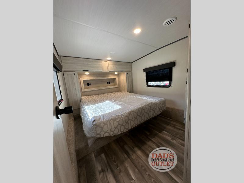 New 2024 Forest River Rv Cardinal 27rb Fifth Wheel At Dad's Camper 