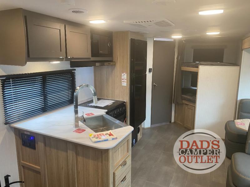 New 2024 Cruiser AVENIR 27BH Travel Trailer at Dad's Camper Outlet ...