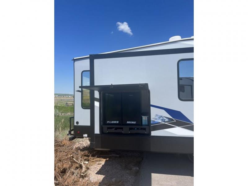 New 2023 Forest River RV Cherokee Arctic Wolf Suite 3550 Fifth