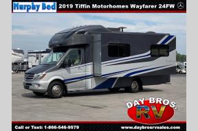 Used 2019 Tiffin Motorhomes Wayfarer 24 FW Photo