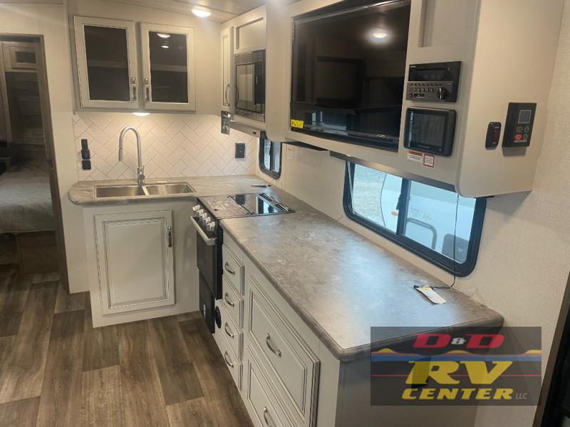 New 2023 Keystone RV Cougar Half-Ton 25DBSWE Travel Trailer