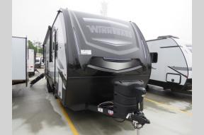 New 2022 Winnebago Industries Towables Voyage 2831RB REAR BATH - KING BED - COUPLES COACH Photo