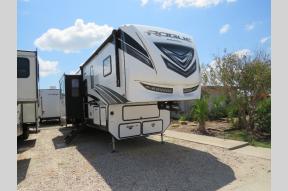 Used 2021 Forest River RV Vengeance Rogue Armored VGF383G2 Photo