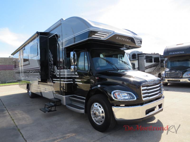 New 2025 Entegra Coach Accolade XL 37M Motor Home Super C Diesel at