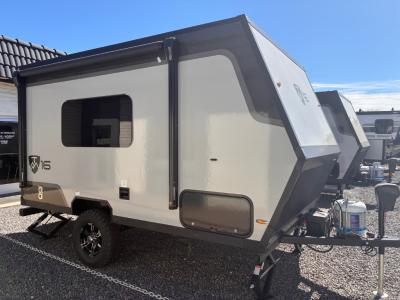 Passenger side view with 9' power awning