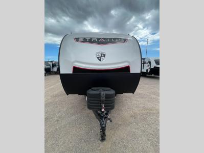 Front cap with propane tanks, power jack and Diamond plating