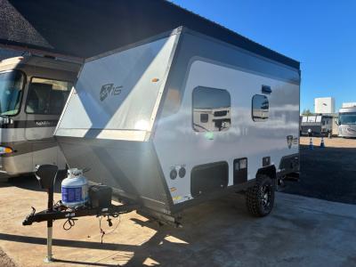 Driver's side view of TM16