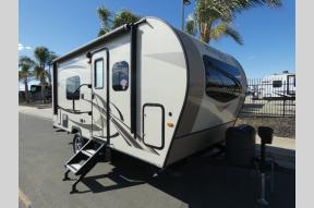 Used 2018 Forest River RV Rockwood Mini Lite 1905 Photo