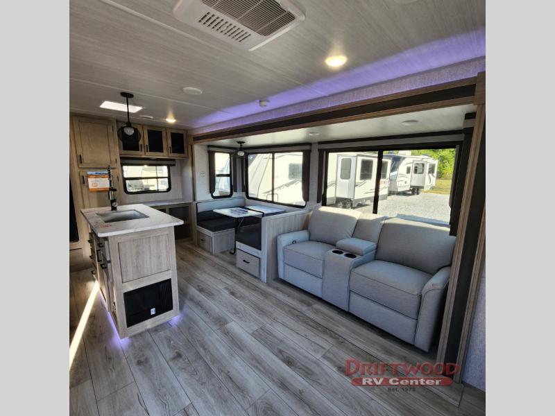 New 2024 EAST TO WEST Alta 2810KIK Travel Trailer at Driftwood RV Center Cape May Court House