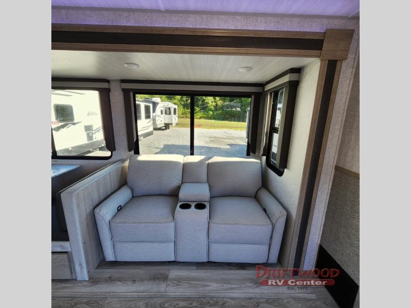 New 2024 EAST TO WEST Alta 2810KIK Travel Trailer at Driftwood RV Center Cape May Court House