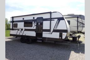 New 2024 Grand Design Momentum MAV 22MAV Photo