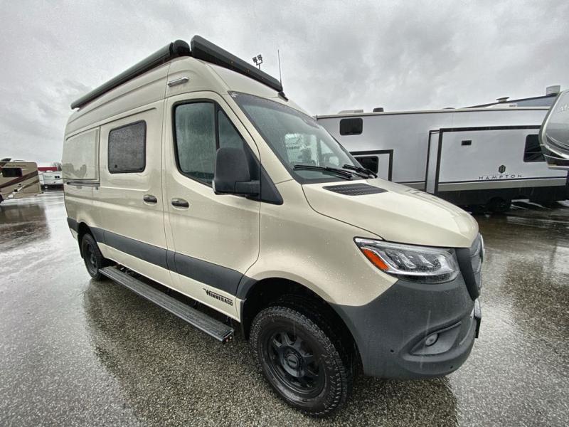 Mercedes Benz Sprinter 4x4 Camper Winnebago Revel Camper Van 2021