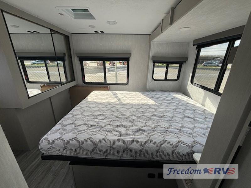 New 2024 Coachmen RV Apex Ultra-Lite 243FKS Travel Trailer at Freedom ...