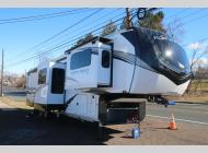New 2023 Jayco North Point 382FLRB image