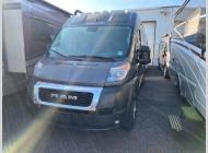 Used 2022 Roadtrek Play image