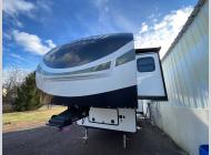 Used 2024 Forest River RV Flagstaff Classic 361RL image