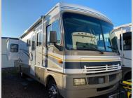 Used 2004 Fleetwood RV Bounder 32W image