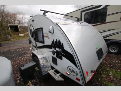 Used 2022 nuCamp RV TAG XL 6-Wide Photo