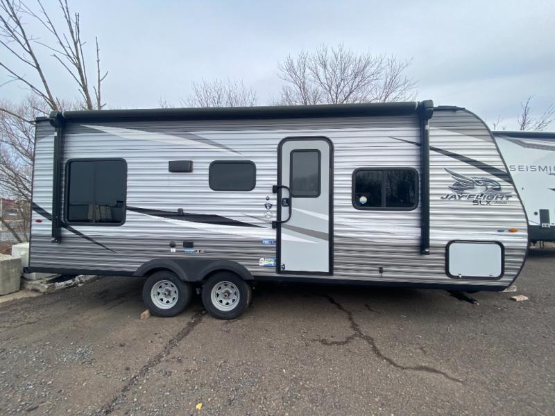 RV listing image