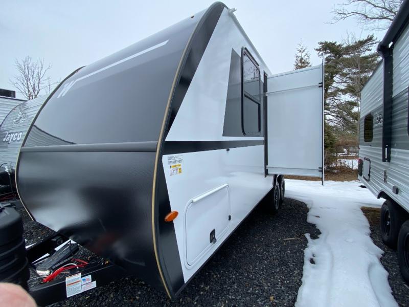 RV listing image