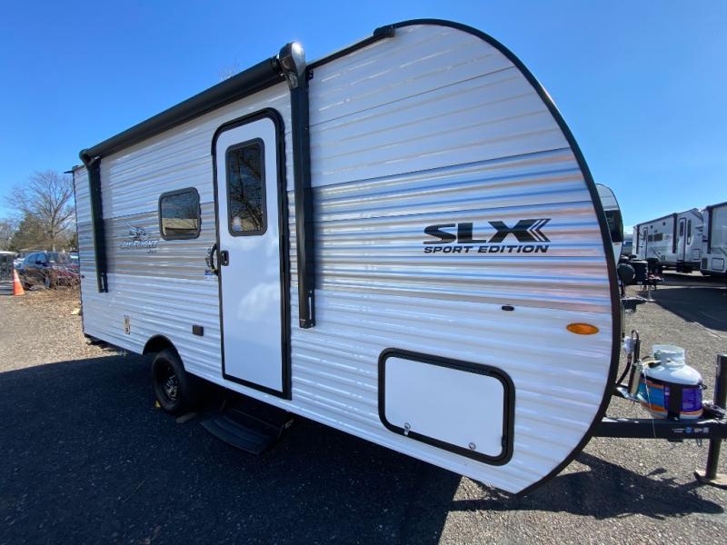 RV listing image