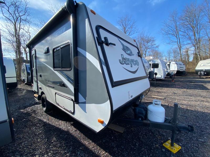 RV listing image