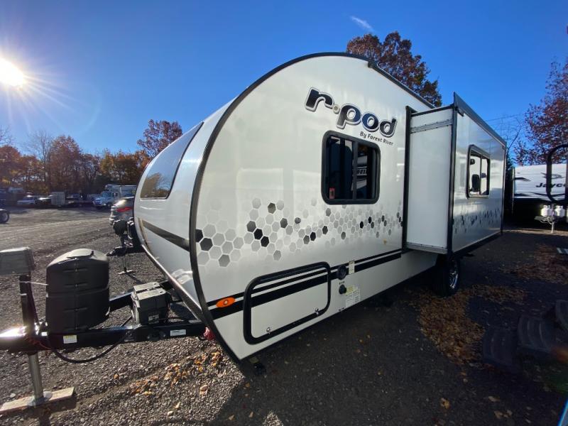 RV listing image