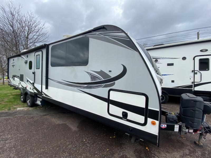 RV listing image